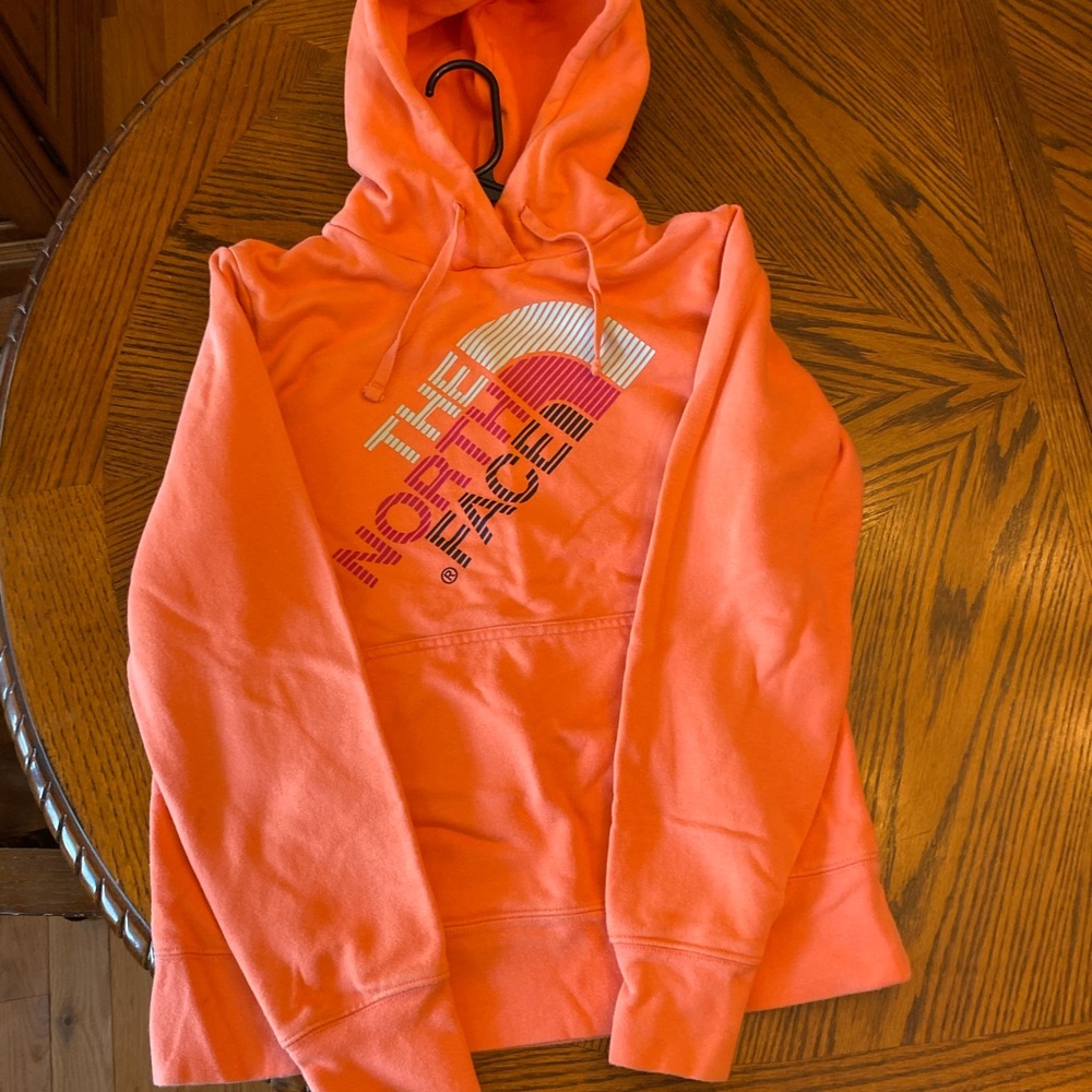 North Face Women’s Sweatshirt